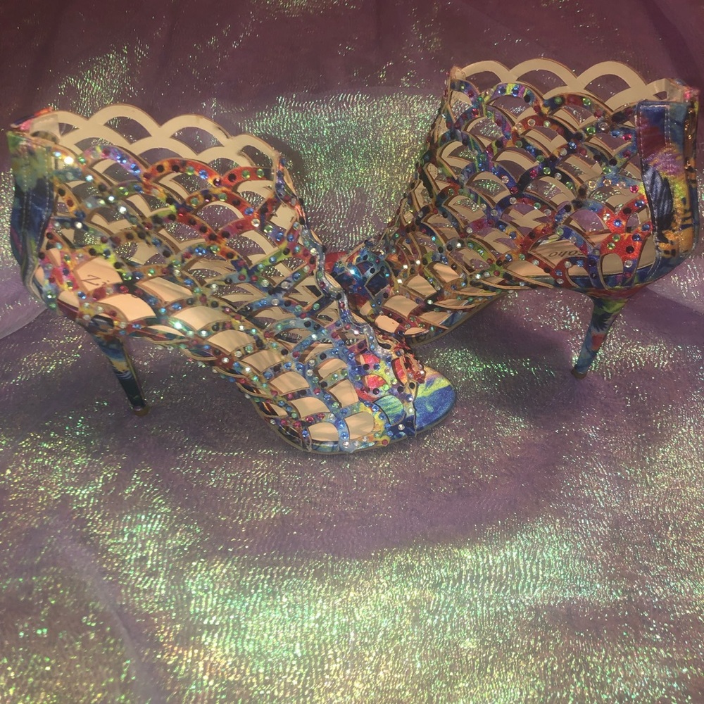 High heels - Picture 2 of 6